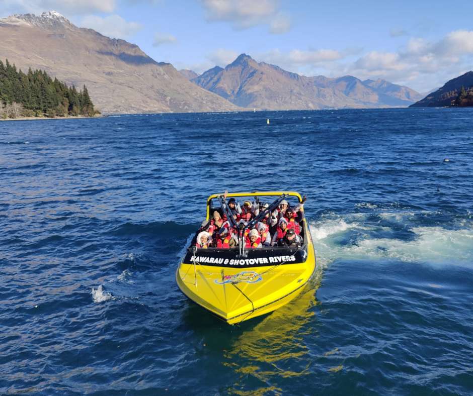 Enjoy jet boat ride in queenstown with freedom tourism